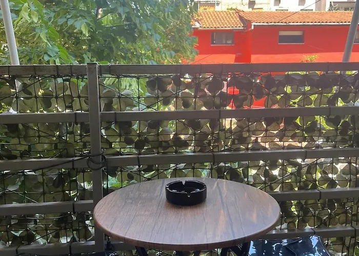 Duplex Cane * Tirana